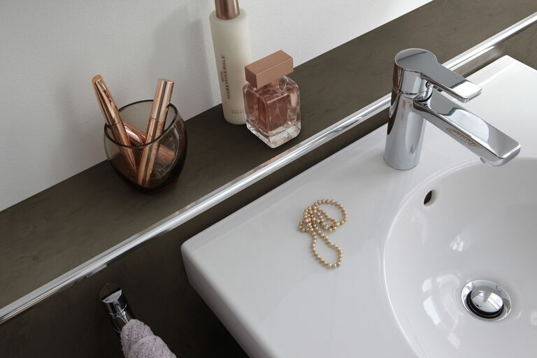 Produktfoto: Badezimmer in Sandstein-terra-braun